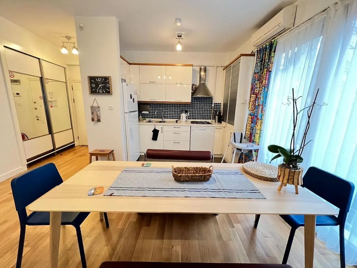Central Apartment Close To Galataport Estambul